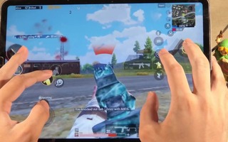 《和平精英》[PUBGmobile]手游吃鸡国际服Genj1大神和平精英刺激战场ipad六指操作精彩集锦(视频)